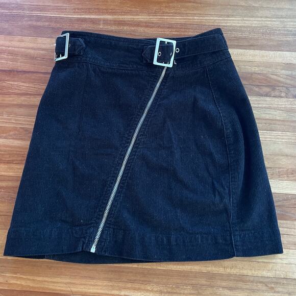 URBAN OUTFITTERS Jet Black Corduroy Mini Skirt Zipper Front Buckles size Small - Picture 1 of 5